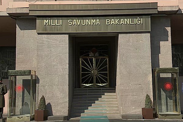 Milli Savunma Üniversitesi sınavı için başvurular yarın sona erecek