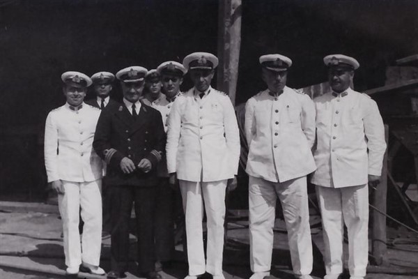 Milli Savunma Bakanlığı (MSB), Taşkızak Tersanesi Komutanlığından Yarbay rütbesi ile