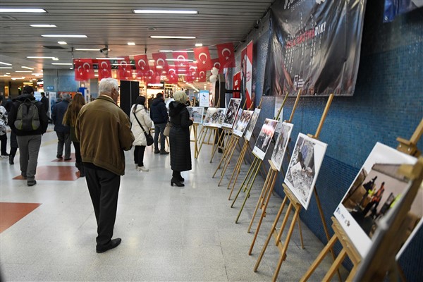 “6 Şubat Depremi’ni Unutma Unutturma” sergisi Kızılay Metro Sanat Galerisi’nde açıldı