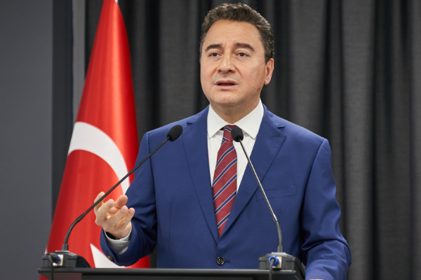 Babacan’dan Antalya’daki selde hayatını kaybeden vatandaş için taziye mesajı