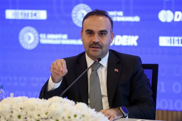 Bakan Kacır: “94 sanayi, akademi ve kamu Ar-Ge projesine 222 milyon TL destek sağladık”