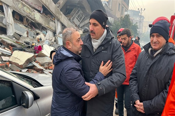 Başkan Altay, asrın felaketinin 1’inci yılında deprem şehitlerini andı