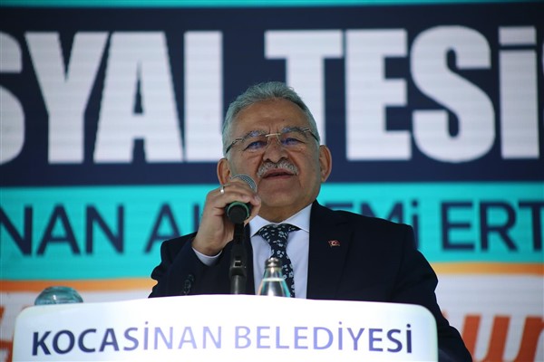 Başkan Büyükkılıç, Kocasinan Akademi Ertuğrulgazi Açılış Töreni’ne katıldı