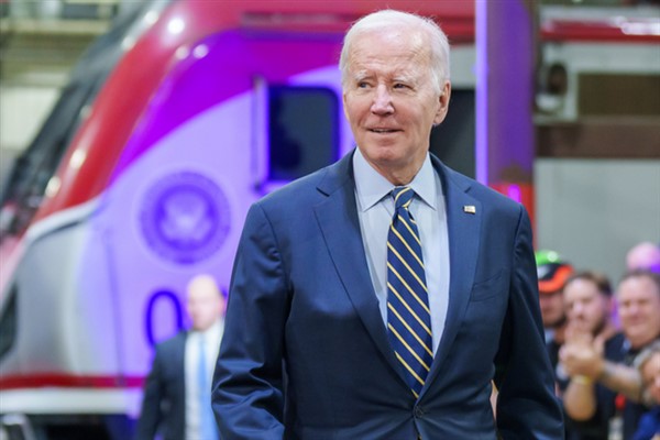 Biden: “İki partili ulusal güvenlik tasarısı Orta Doğu’daki önceliklerimizi ilerletiyor”