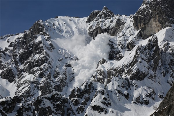 Doğu Karadeniz ve Doğu Anadolu için çığ uyarısı