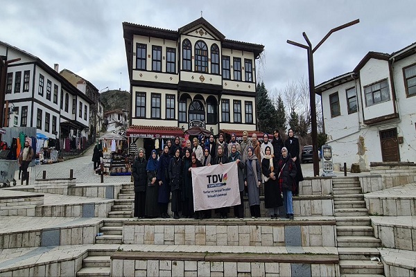 Sakarya’da öğrenim gören üniversite öğrencileri, Sakarya tanıtım gezisine katıldı