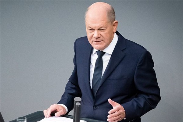 Scholz: “Polonya’nın güvenliği aynı zamanda bizim güvenliğimizdir”