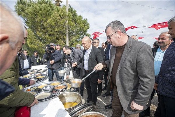 Başkan Soyer, Dede Bayırı Köy Hayrı’na katıldı