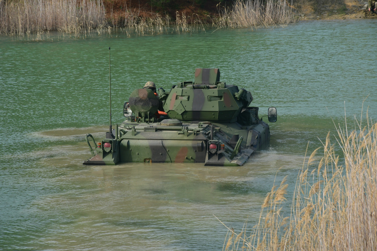 Milli Savunma Bakanlığı (MSB),  Çanakkale'nin Gelibolu ilçesinde 'Sızdırmazlık Testi