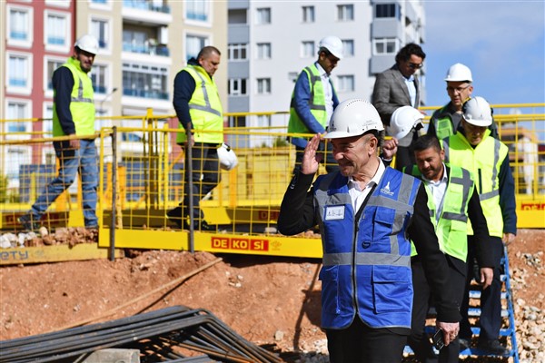 DÜZELTME – Başkan Soyer, Buca Metrosu çalışmalarını yerinde inceledi