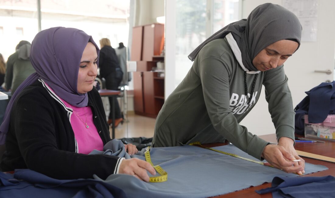Eskişehir Büyükşehir Belediyesi, yatağa bağımlı ya da tekerlekli sandalye kullanan