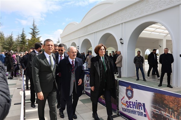 Eskişehir Büyükşehir Belediyesi’nin Asri Mezarlık’ta hizmete sunduğu “100. Yıl Camisi