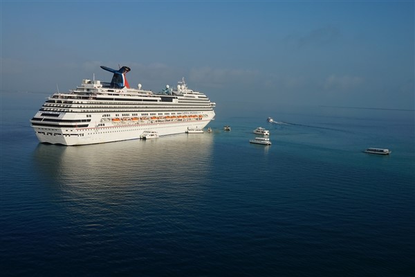 SUN Princess kruvaziyer gemisi ilk seferini Türkiye’ye yaptı