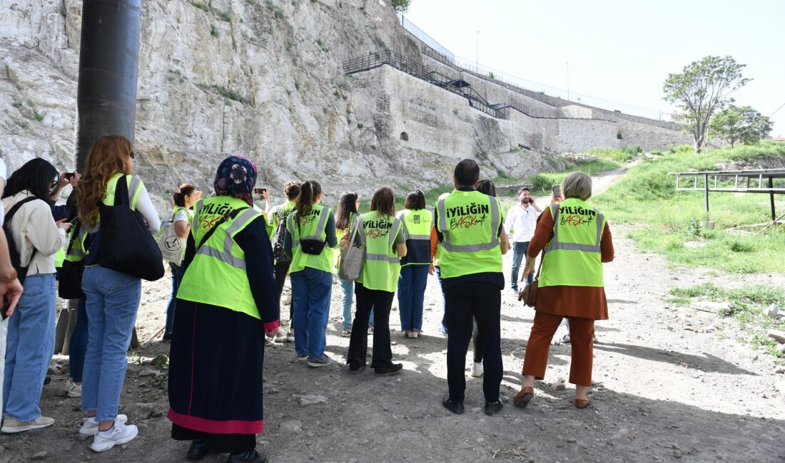 Ankara Büyükşehir Belediyesi'nin (ABB) vatandaşlara hayata geçirilen çalışmalar hakkında bilgi