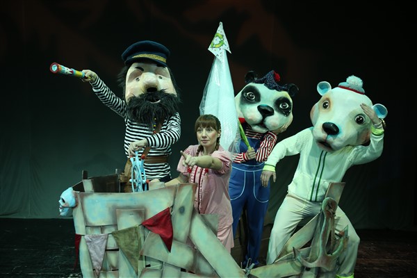 Eskişehir Büyükşehir Belediyesi Şehir Tiyatrolarının çocuk oyunu “Bobo’nun Yolculuğu” İstanbul