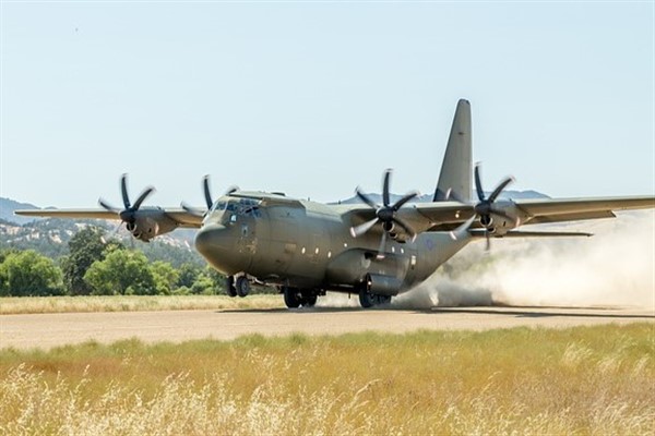 Varşova, 23 Nisan (Hibya) - İngiltere Başbakanı Rishi Sunak, Polonya'yı