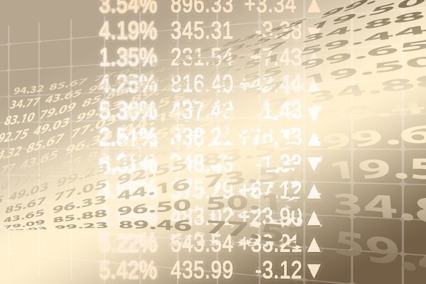BİST 100 endeksi, seansı yüzde 0.59 artışla, 9,814.19 puandan kapattı.