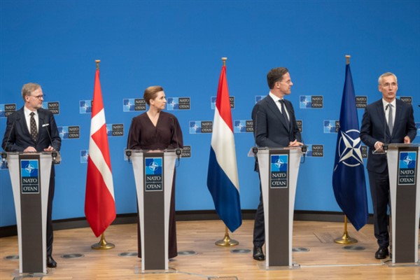 Rutte: Ukrayna için sözlerin ve iyi niyetin yeterli olmadığı açık