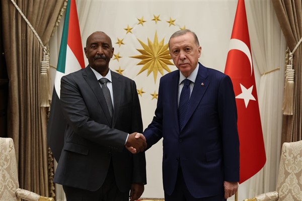 Cumhurbaşkanı Erdoğan, Sudan Egemenlik Konseyi Başkanı El Burhan ile görüştü