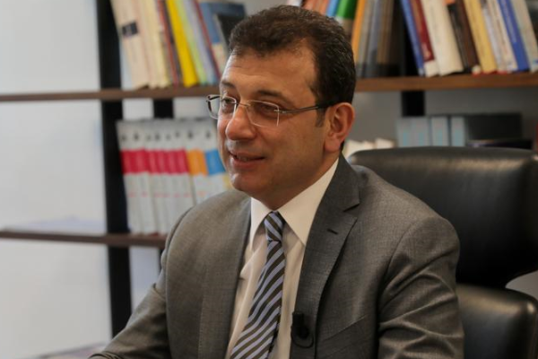 İmamoğlu: Petshoplardan satın almayın, barınağımızdan sahiplenin