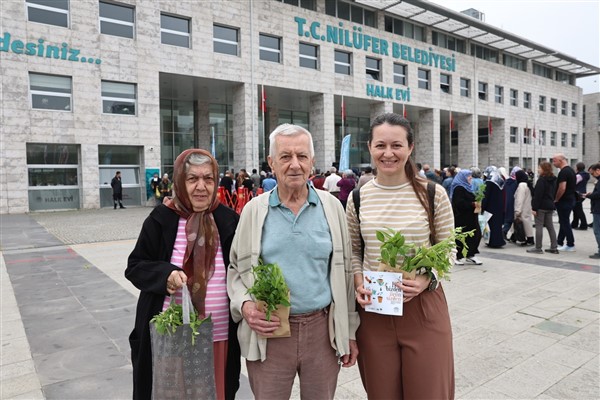 Nilüfer Belediyesi’nden “Fide Bizden Ürün Sizden” kampanyası