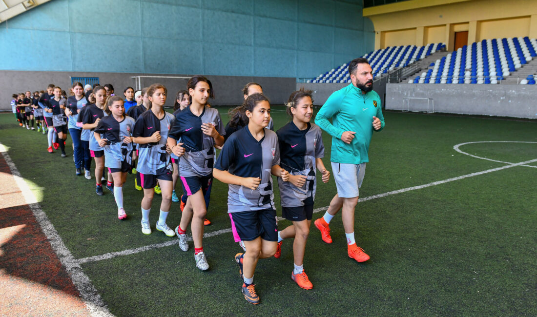 Ankara Büyükşehir Belediyesi (ABB) FOMGET Spor Kulübü, Kadın Futbol Takımı’na