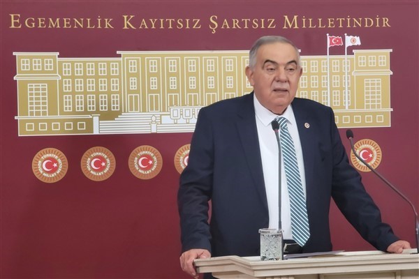 Demokrat Parti (DP) Sözcüsü ve İzmir Milletvekili Haydar Altıntaş, Dışişleri