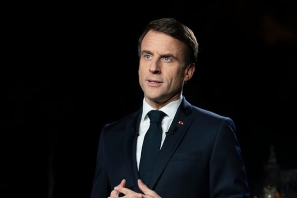 Macron: Gazze’deki savaş sona ermeli