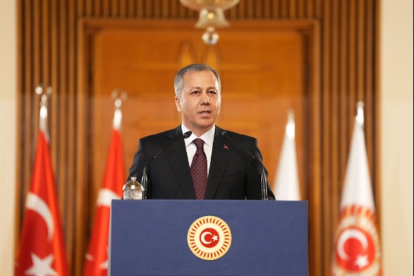 İçişleri Bakanı Ali Yerlikaya, Anayasa Mahkemesi Üyeliğine atanan Doç. Dr.