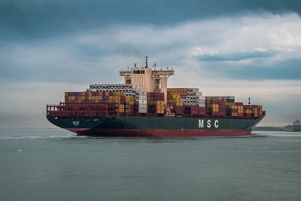 Yalova'dan Bulgaristan'a seyir halindeyken, makine arızası yapan Sofular 1 isimli