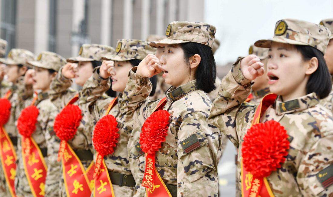 Çin Cumhurbaşkanı Xi Jinping, emekli askerlerle ilgili çalışmaların etkin şekilde