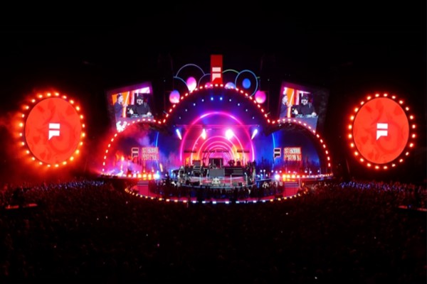 Dünya standartlarında bir yaşam festivali deneyimi sunan İstanbul Festivali’nin açılışı