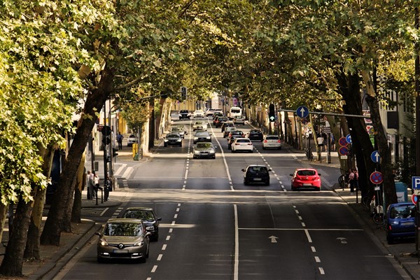 Trafik Jandarması, denetim ve bilgilendirme faaliyetlerine devam ediyor