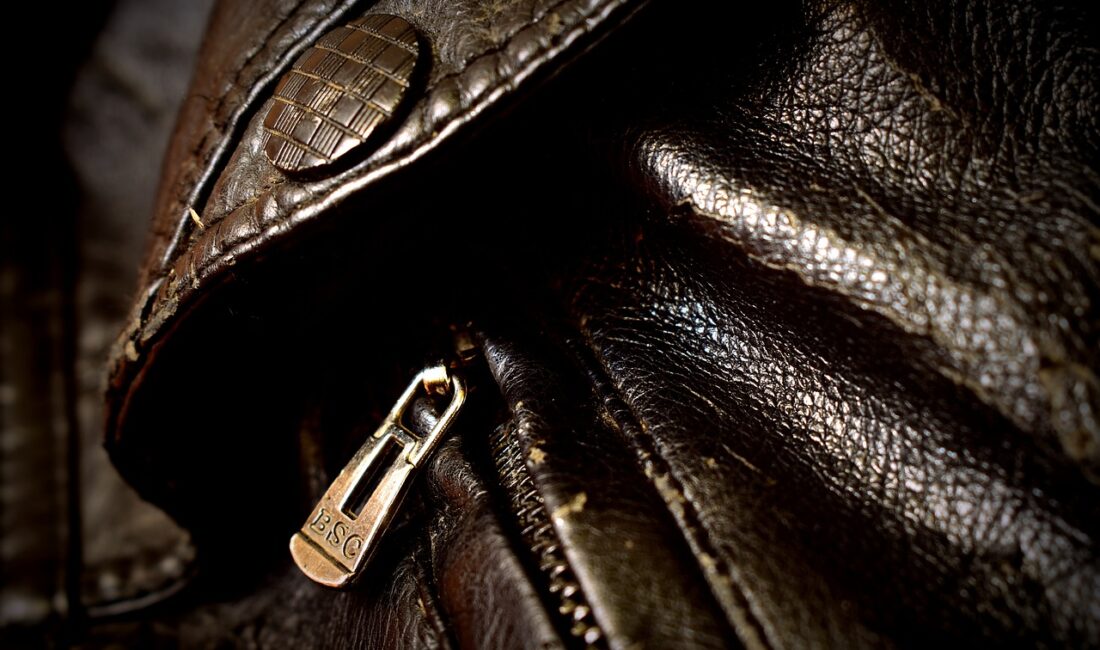 Desa Deri Sanayi ve Ticaret A.Ş, mağaza kapanışı bildirimi yaptı.