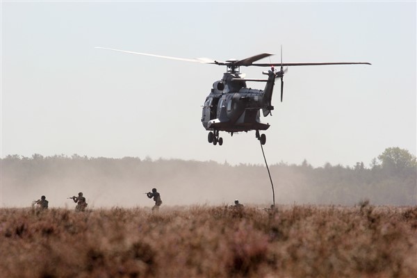 IDF: Dün gece boyunca 16 aranan kişi gözaltına alındı