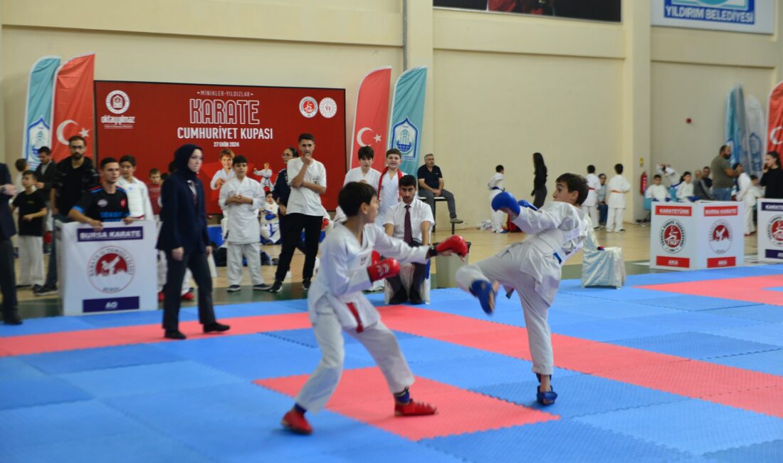 Yıldırım Belediyesi, 29 Ekim Cumhuriyet Bayramı Karate Kupası düzenledi.