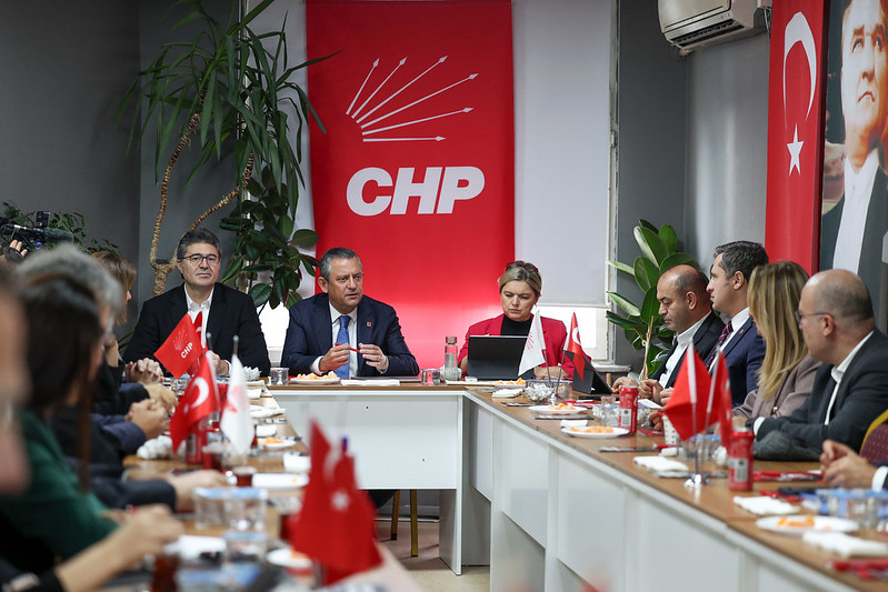 CHP Genel Başkanı Özel, Merkez Yönetim Kurulu toplantısına başkanlık etti