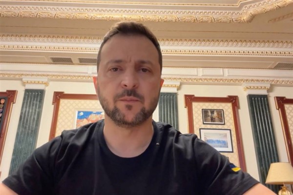 Kiev, 23 Aralık (Hibya) - Ukrayna Devlet Başkanı Volodimir Zelenski,