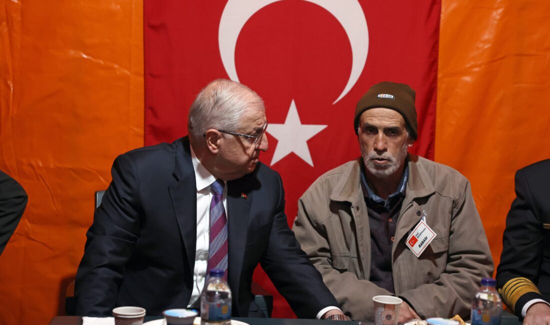 Milli Savunma Bakanı Yaşar Güler, PKK’lı teröristler tarafından açılan taciz