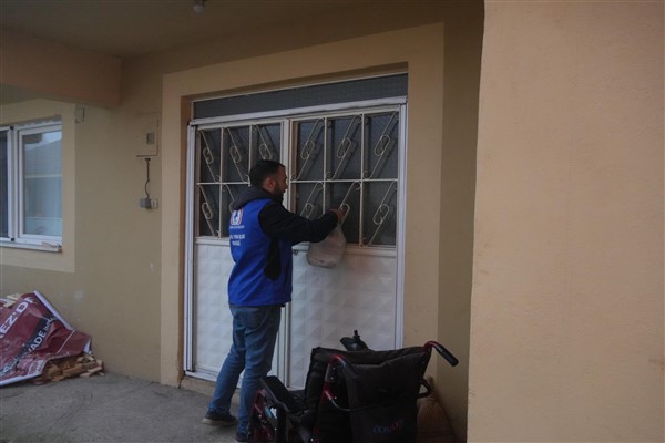 Düzce, 29 (Hibya) - Düzce Belediyesi, evlerinde yemek hazırlama imkanı