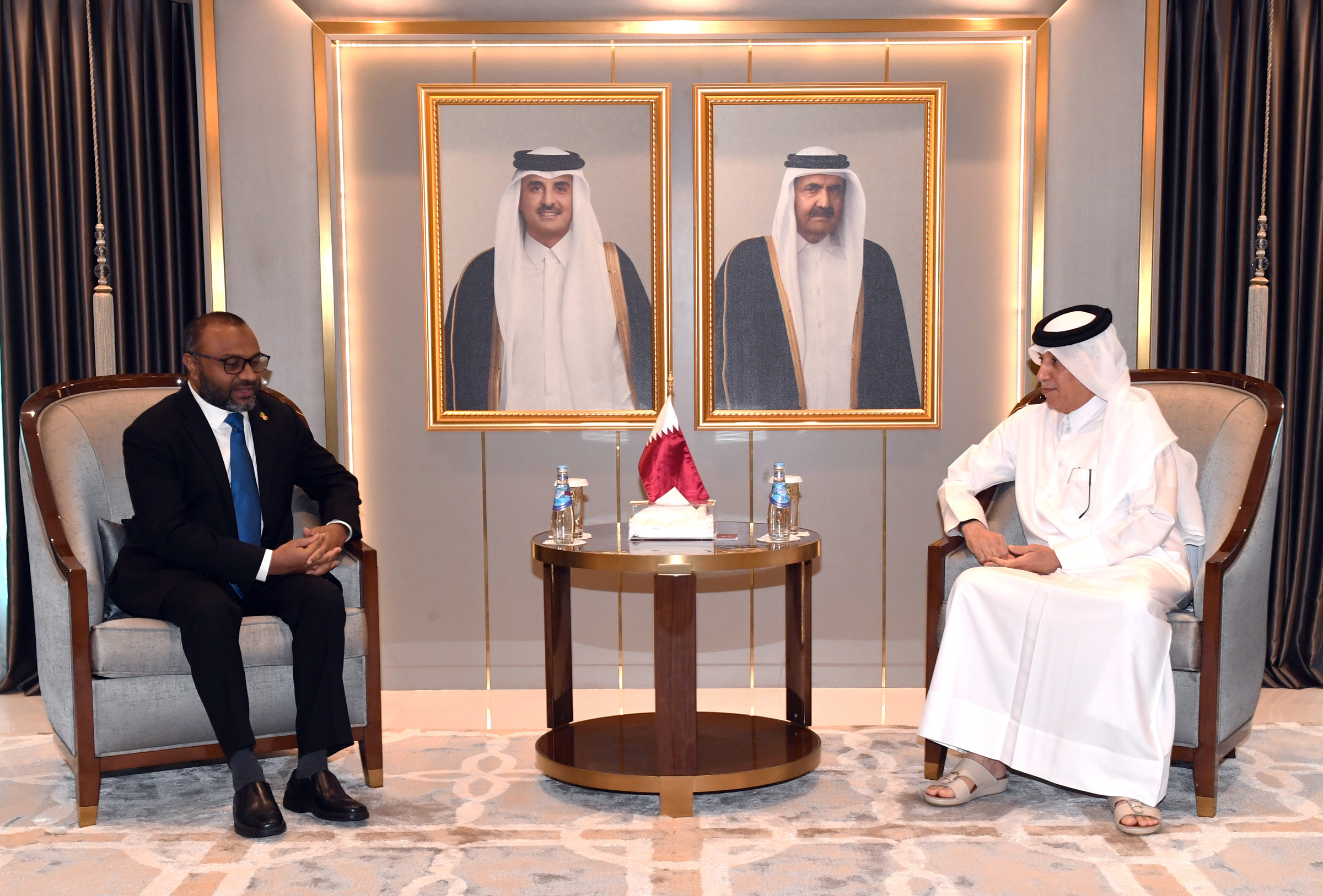 Doha, 13 Şubat (Hibya) - Katar Emiri Şeyh Temim bin