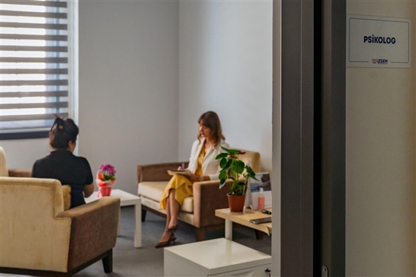 İzmir Büyükşehir Belediyesi, Küçük Çiğli’deki İzmir Sağlık ve Esenlik Merkezi’nde