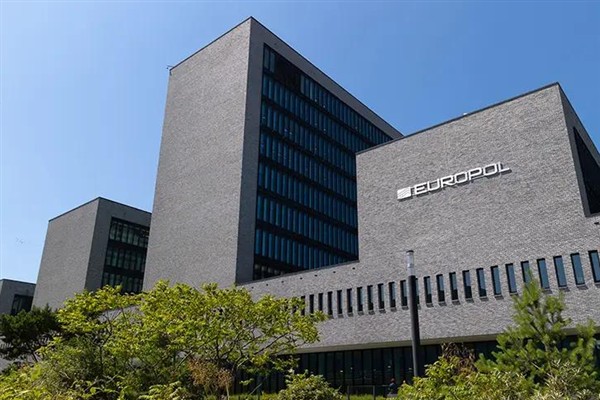 Brüksel, 7 Kasım (Hibya) - Europol başkan yardımcısı POLITICO'ya, Avrupa