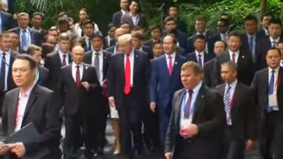 Washington, 7 Kasım (Hibya) - ABD Başkanı Donald Trump ve