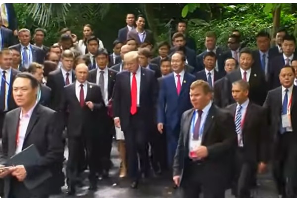 Washington, 7 Kasım (Hibya) - ABD Başkanı Donald Trump ve