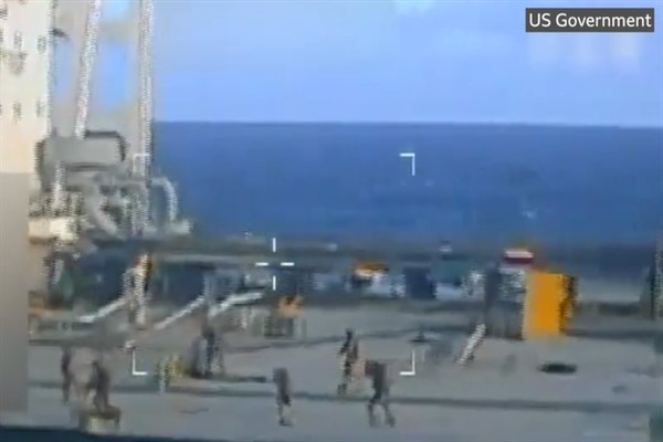 Washington, 12 Aralık (Hibya) - ABD, Venezuela kıyılarında bir tankere