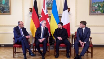 Londra, 9 Aralık (Hibya) - Ukrayna Devlet Başkanı Volodimir Zelenski,