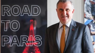 Gençlik ve Spor Bakanı Osman Aşkın Bak, 72. AXA Sigorta