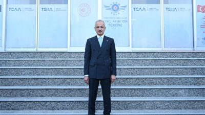 Ulaştırma ve Altyapı Bakanı Abdulkadir Uraloğlu, uzayda izi olanın, dünyada