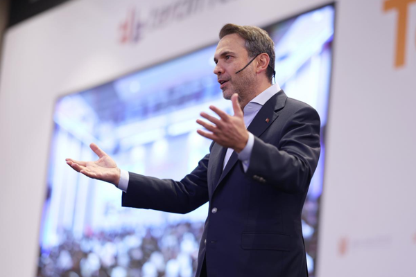 Enerji ve Tabii Kaynaklar Bakanı Alparslan Bayraktar,  Adalet ve